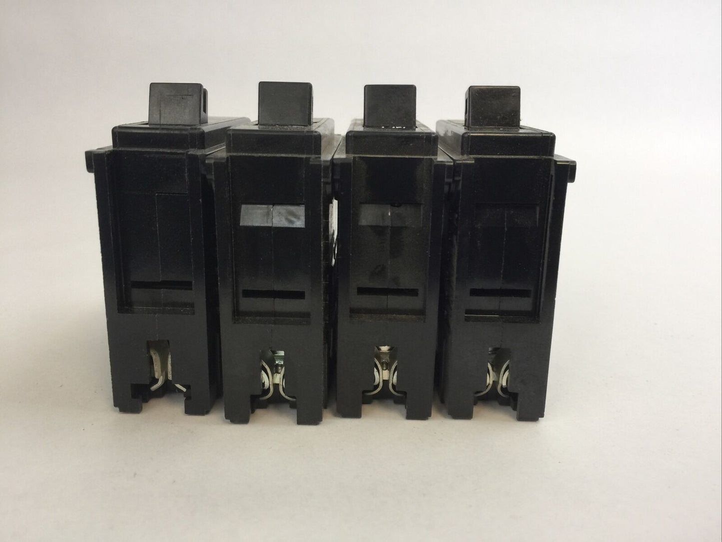 CHALLENGER/SYLVANIA C140 CIRCUIT BREAKER 40AMP 120/240VAC 1POLE (LOT OF 4)