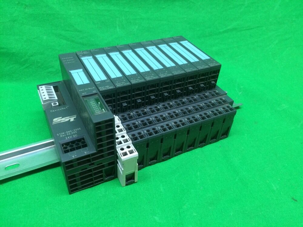 SIEMENS SST 5136-DNS-200S REV. 02.005 W/ 6ES7 138-4CB11-0AB0, 6ES7 131-4BD01-0AA