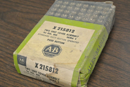 ALLEN-BRADLEY X-215812 TWO UNIT COVER ASSEMBLY / NEW SURPLUS