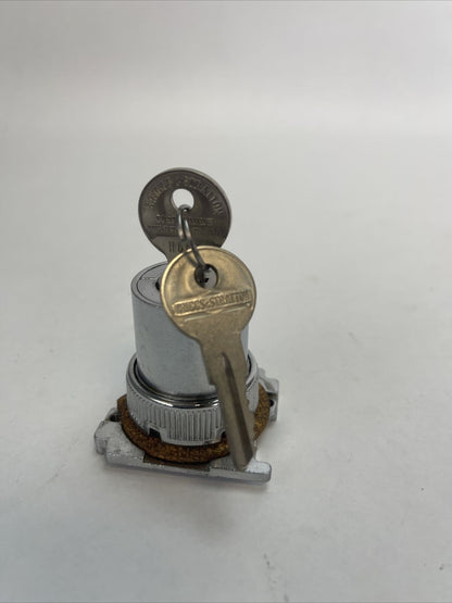 CUTLER HAMMER 10250T15254 SELECTOR SWITCH KEY OPER. 3 POS. MAIN. CAM 5