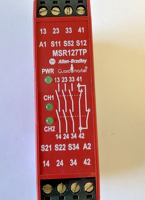 ALLEN BRADLEY 440R-N23132 SAFETY RELAY 24VAC/DC SER. C 50/60HZ 2W
