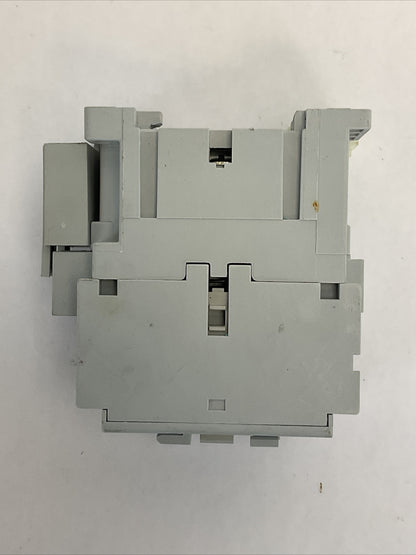 ALLEN BRADLEY 700-CF400* SER A CONTACTOR 600VAC 25A COIL 120V 60HZ 100-FSV136