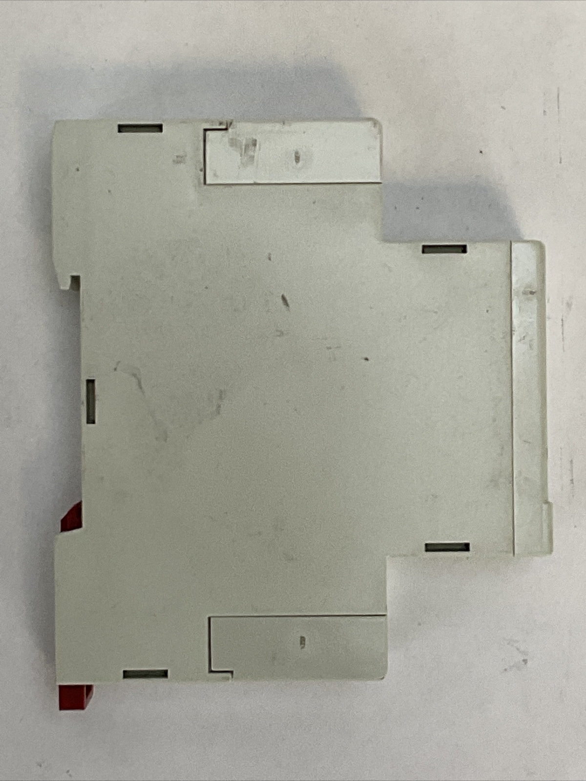 ALLEN BRADLEY 700-FEA1TU22 TIMER ON-DELAY SER A 110...120VAC 24VAC/DC