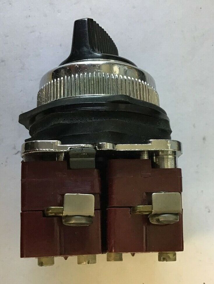 REES F-201 SELECTOR SWITCH TYPE RB BLOCK