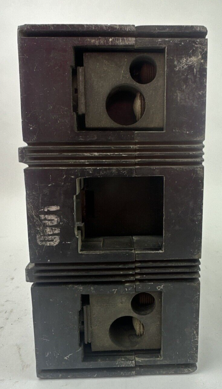 WESTINGHOUSE LA2400F 600VAC 250VDC 2POLE CIRCUIT BREAKER HLA2400T 400A TRIP UNIT