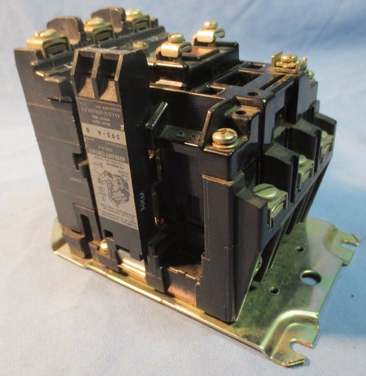 ALLEN-BRADLEY 509-BOD Ser. B MOTOR STARTER, NO OVERLOAD RELAY, COIL CB236