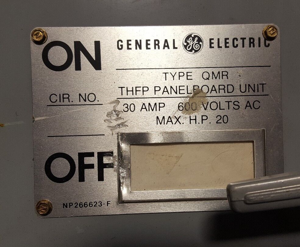 GE THFP361L TYPE QMR FUSIBLE PANELBOARD SWITCH 3P 30A 600V 20HP NO HARDWARE