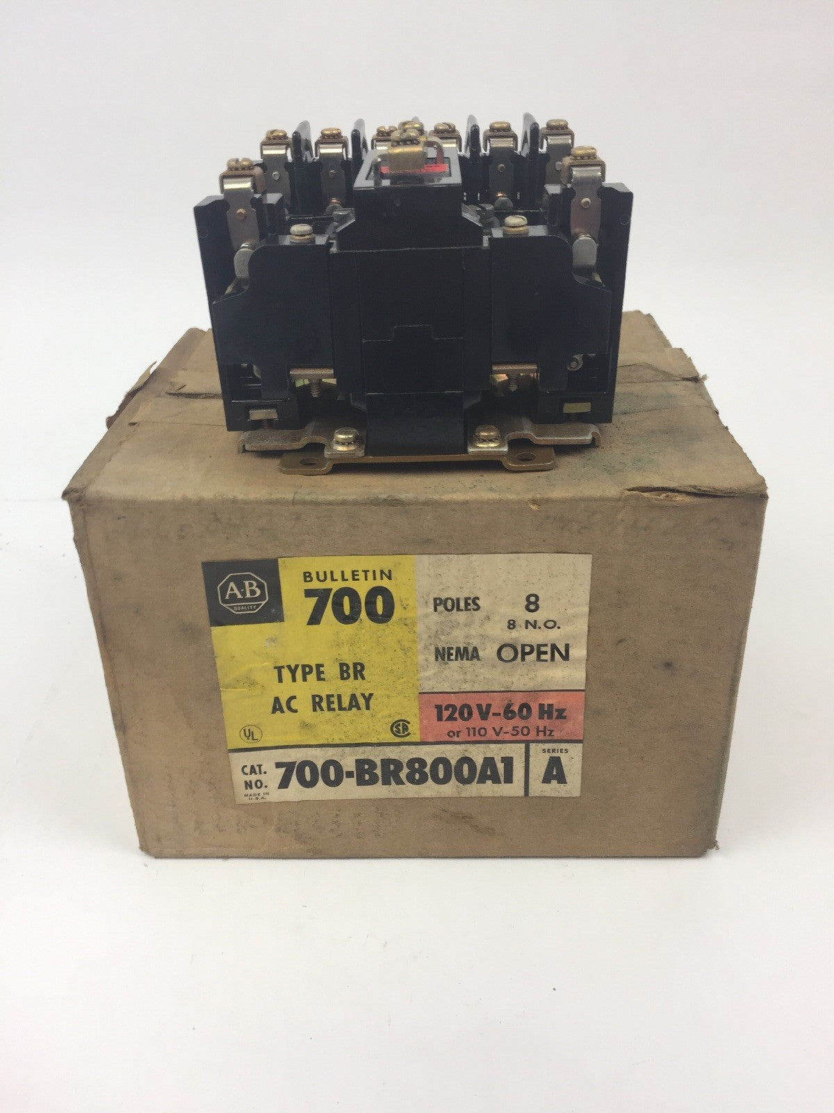 ALLEN BRADLEY 700-BR800A1 AC RELAY TYPE BR 8 POLE 8 N.O. 120V 60HZ 110V 50HZ