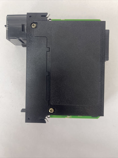 ALLEN BRADLEY 1756-OB16E DC DEFUSED OUT 16PT 24VDC CAT REV H01 SER A F/W REV 2.4