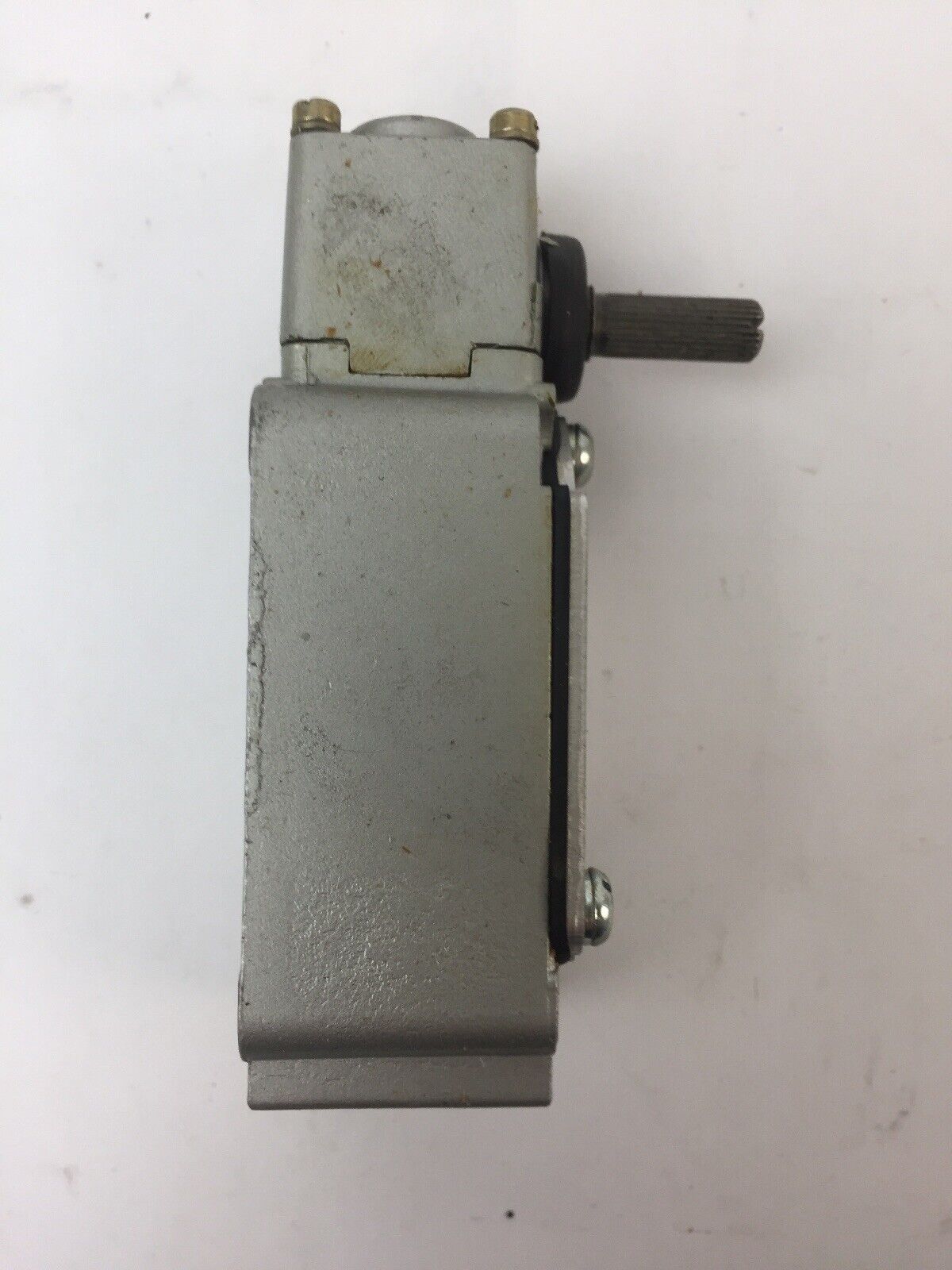 WESTINGHOUSE RRLAA1 OIL TITE LIMIT SWITCH 600VAC 10 AMP