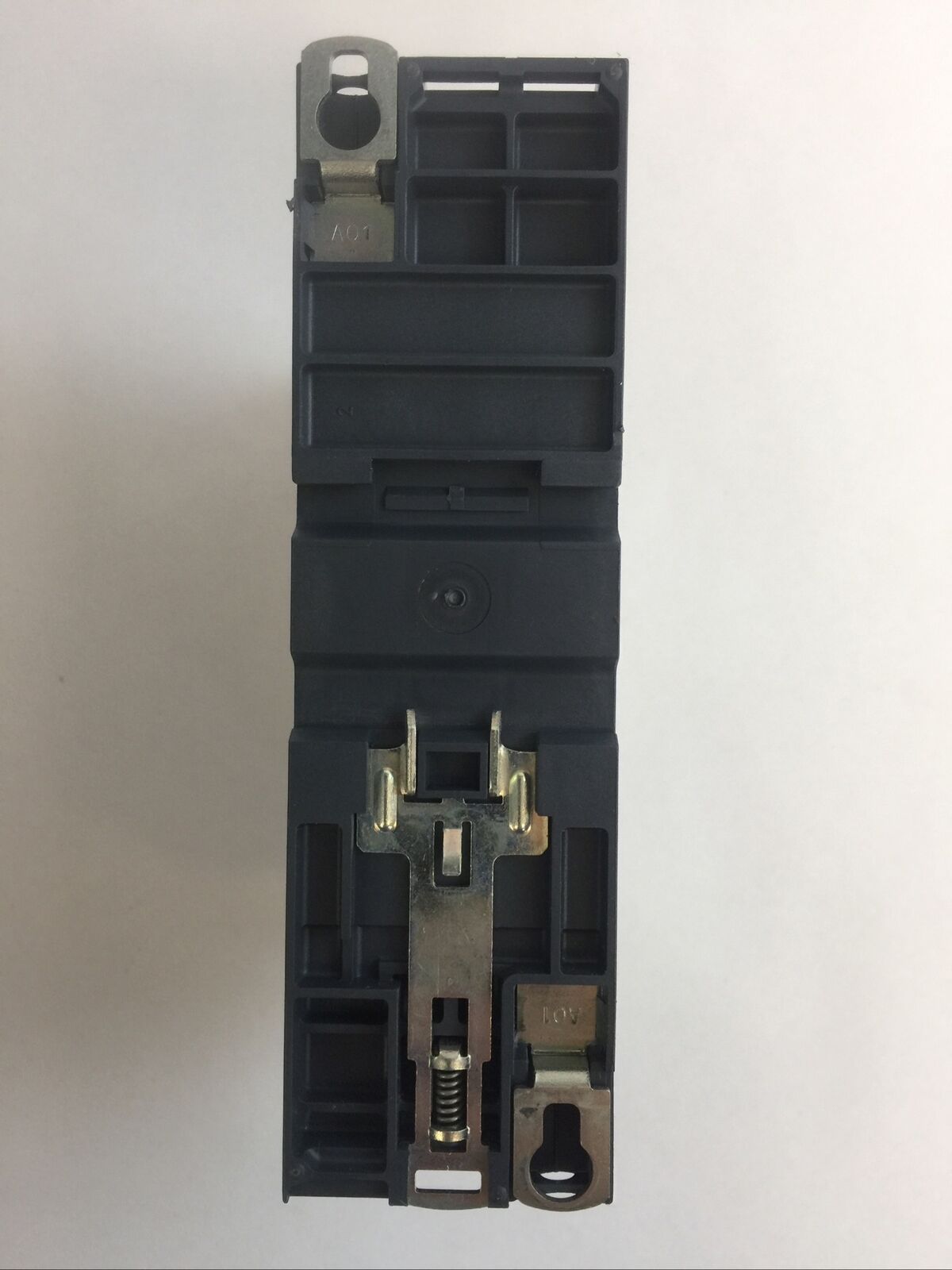 SCHNEIDER LUB12 MOTOR STARTER 600VAC 12A 10HP LUCA1XBL CONTROL UNIT 24VDC
