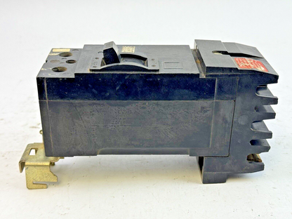 SQUARE D - Q221175AC - MOLDED CASE CIRCUIT BREAKER - 2 POLE/ 175 A/ 240 VAC