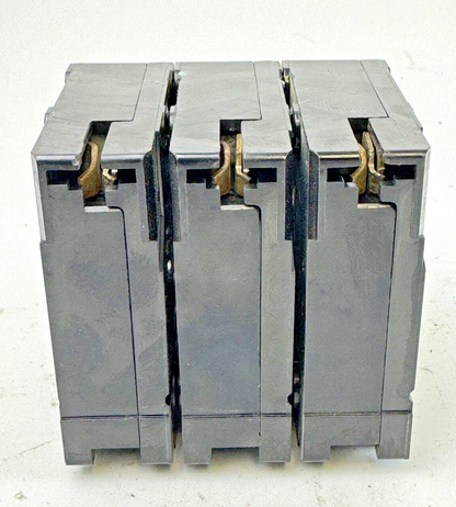 WESTINGHOUSE - BR330 - SNAP-IN CIRCUIT BREAKER - 3 POLE/30A/240 VAC