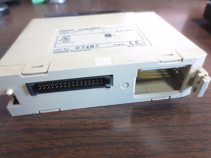 OMRON C200H-IM212 INPUT UNIT / INPUT MODULE 24VAC/DC, 7mA