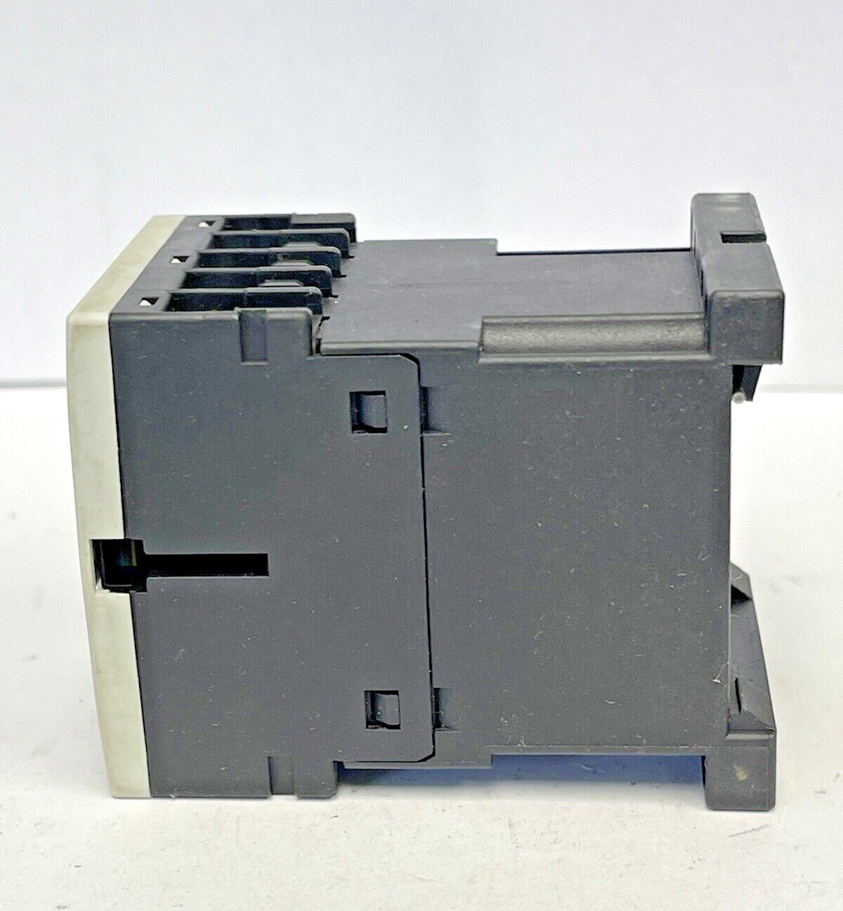 SIEMENS - 3RT1316-1BB40 - AUXILIARY CONTACT -AC-1, 12 kW/400VAC-1, 18A,24VDC,4P