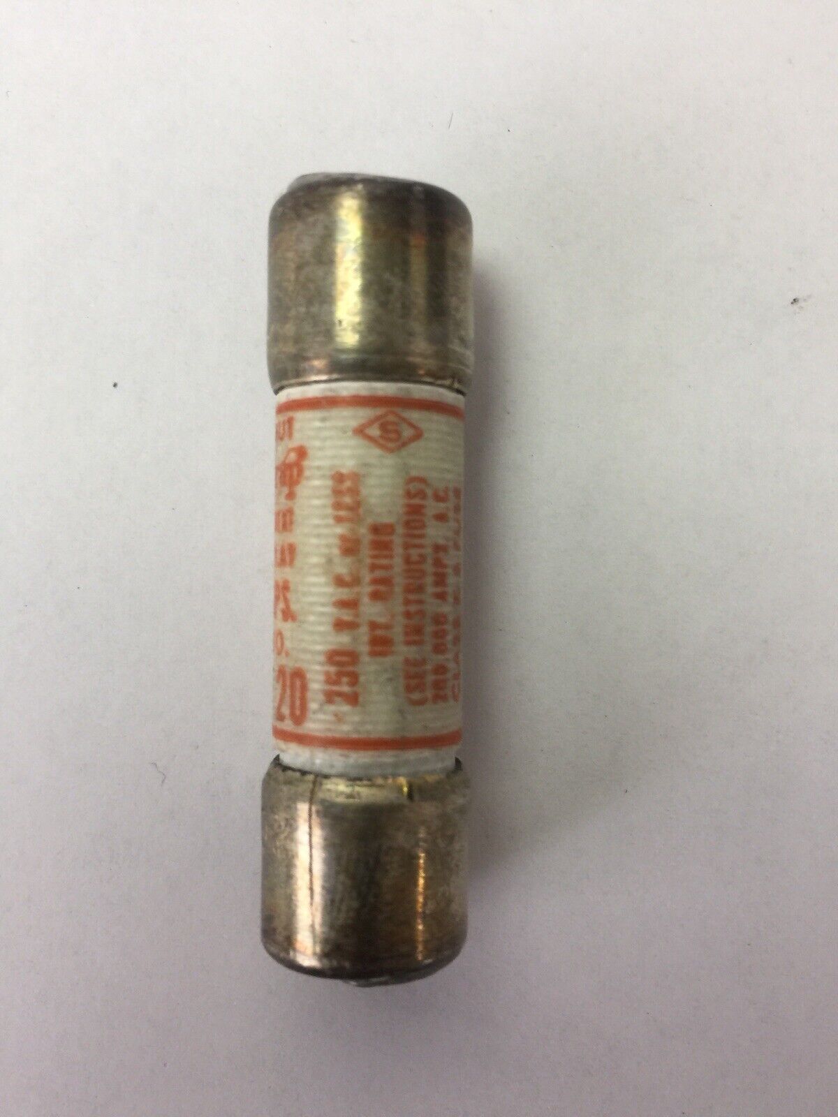 SHAWMUT AMP-TRAP AT-DE 20 DUAL ELEMENT TIME DELAY FUSE 20AMP 250VAC (LOT OF 10)