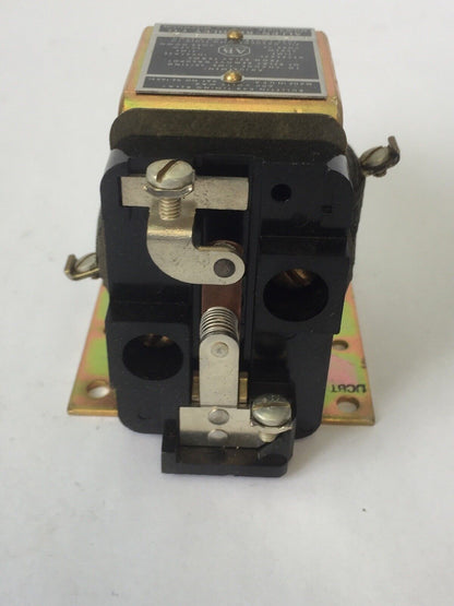 ALLEN BRADLEY 848-ZOA FLUID DASHPOT TIMING RELAY 600 VOLTS COIL 240V 60HZ