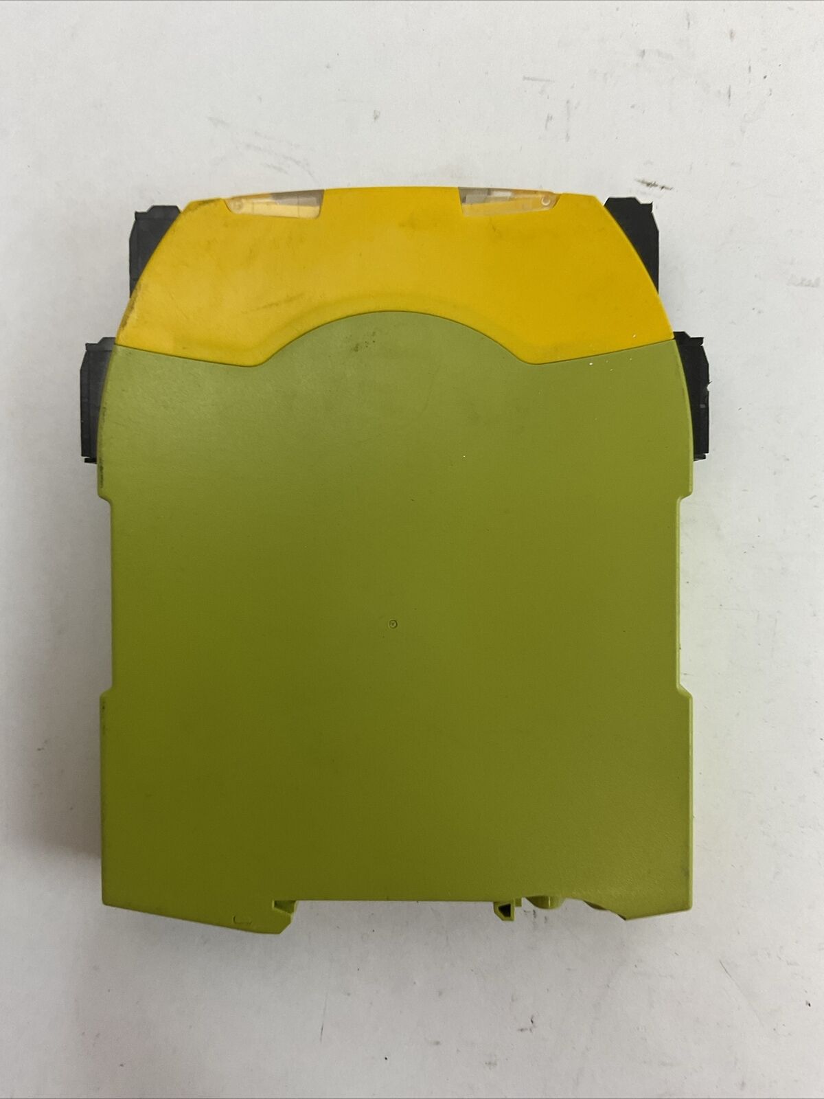 PILZ PNOZ s7 C 24VDC 4n/o 1n/c SAFETY RELAY 24VDC