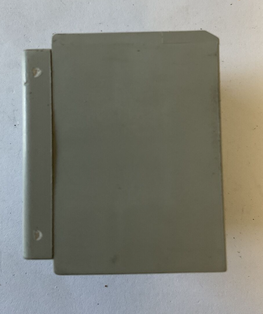 ALLEN BRADLEY 100-F CONTACT BLOCK 690V 10A SER.B ***LOTOF2***