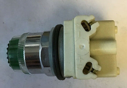 SQUARE D  PUSH BUTTON GREEN CAP KM35LG LIGHT MODULE 24-28VAC-DC