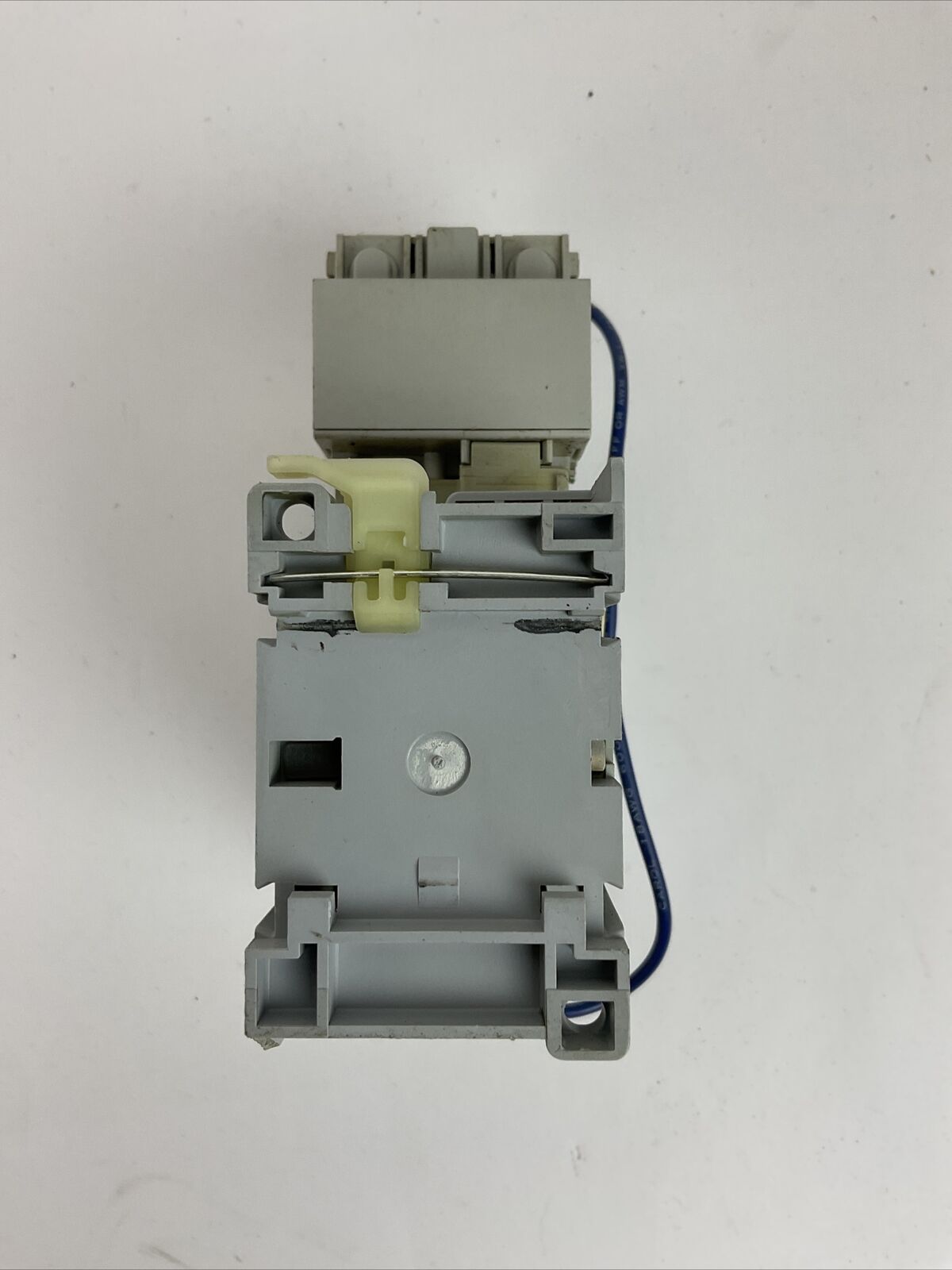 ALLEN BRADLEY STARTER (100-C09Z*10 SER A 600VAC 25A + 193-EA1CB 0.32-1A) COIL???