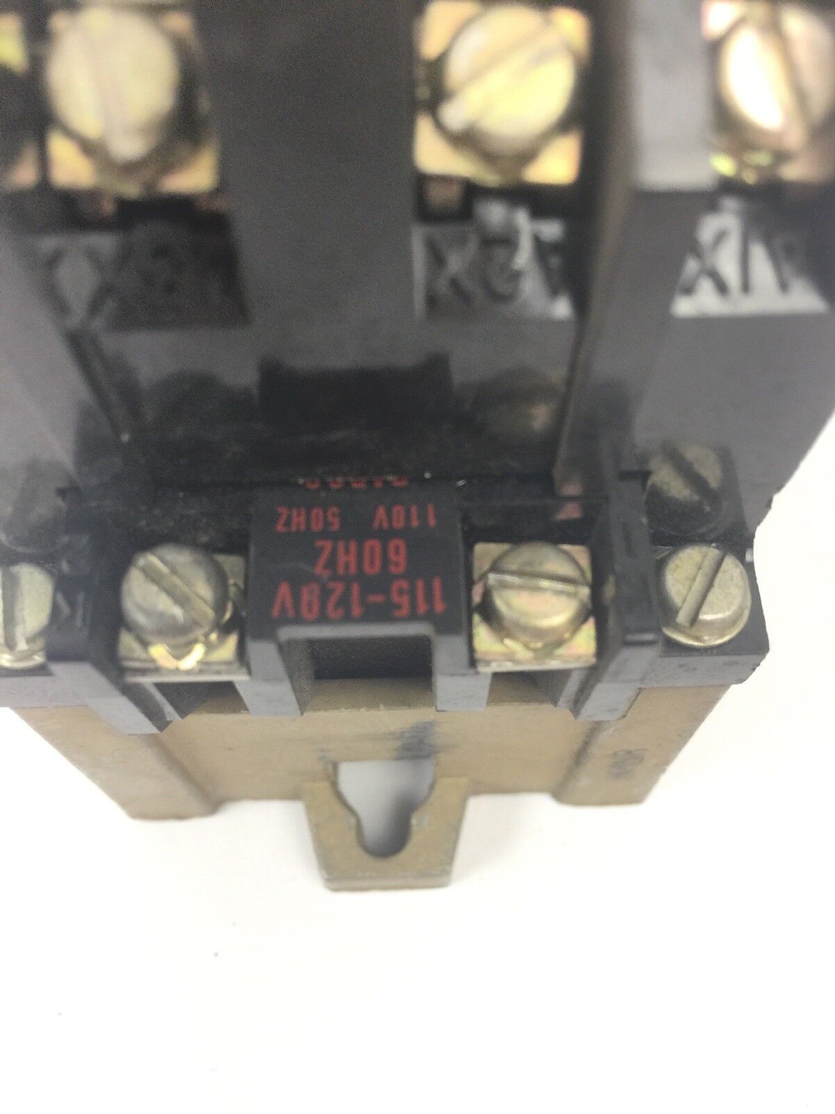 ALLEN BRADLEY 700-PZ220A1 CONTROL RELAY SERIES A 115-120V 60HZ 110V 50HZ