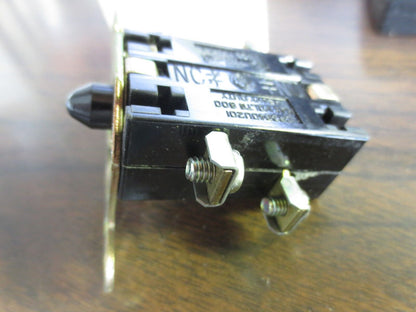 GENERAL ELECTRIC CR2940U202 HEAVY-DUTY OILTIGHT CONTACT BLOCK - NEW SURPLUS