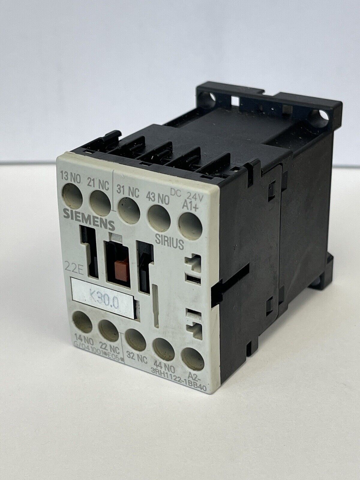 SIEMENS - 3RH1122-1BB40 - CONTACTOR RELAY - 2 NO + 2 NC 24 V DC