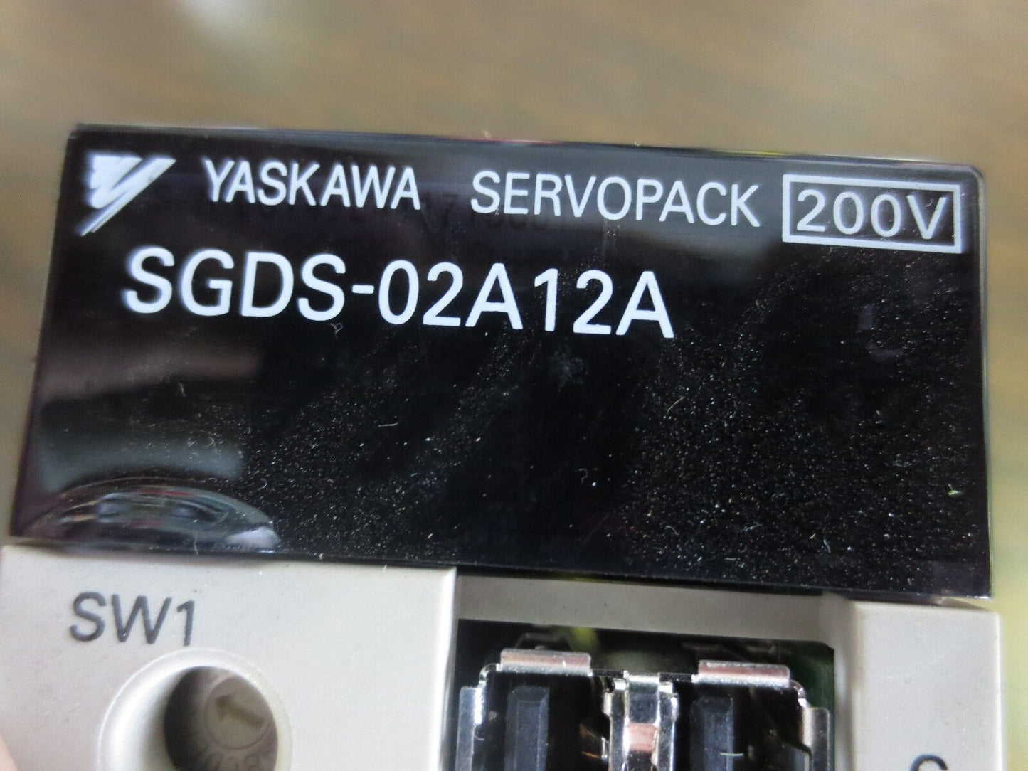 YASKAWA SGDS-02A12A SERVOPACK / SERVO DRIVE - 200V - WOW!