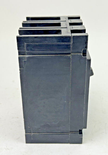 CUTLER-HAMMER / EATON - EC3040 - CIRCUIT BREAKER - 40A/ 240 VAC/ 3 POLE