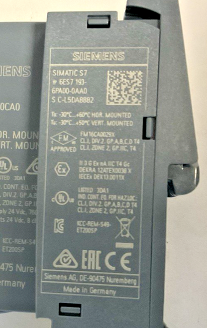 SIEMEN 6ES7 132-6BF00-0CA0 8X24VDC DIGITAL INPUT MODULE W/BASE AND END MODULE