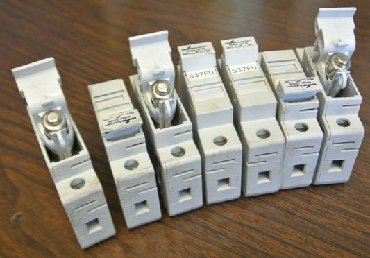 LOT of 7 / BUSSMANN CHM SERIES FUSE HOLDER / 600V, 30A, 50/60Hz w/ VARIOUS FUSES