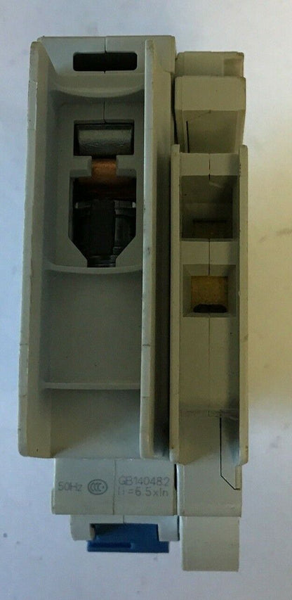 ALLEN BRADLEY 1489-M C 5A 1POLE CIRCUIT BREAKER W/ 1489-ABRA3 AUX. CURCUIT