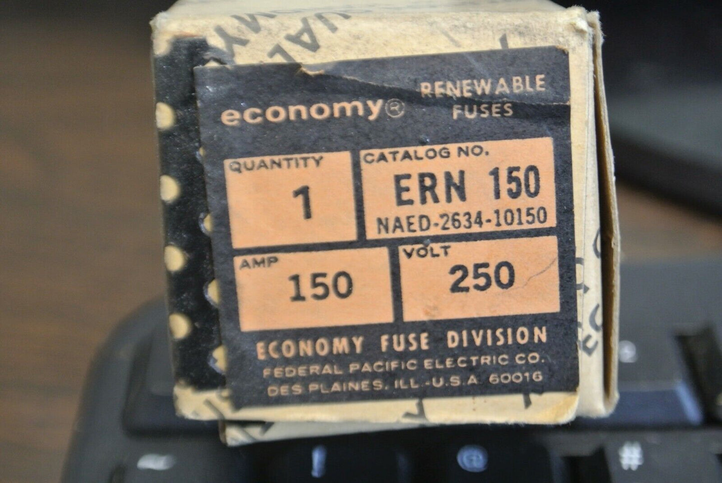 ECONOMY / FPE ERN150 RENEWABLE FUSE / 150A / 250V / NEW SURPLUS