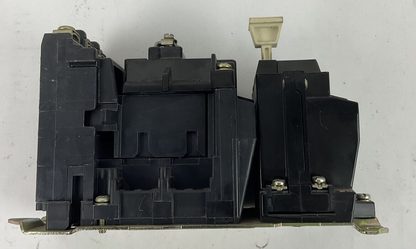 ALLEN BRADLEY509-AOD STARTER SER.A  600VAC 5HP CB236 120V COIL NO HEATERS