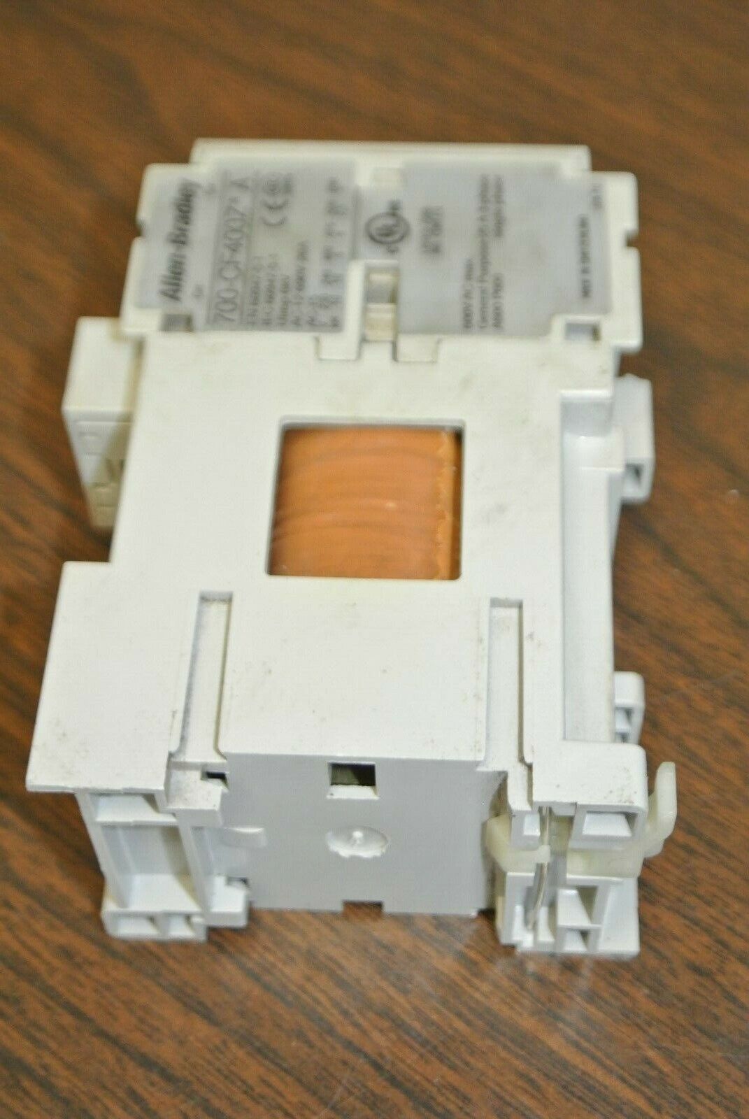 ALLEN-BRADLEY 700-CF400Z* / RELAY / 24VDC COIL