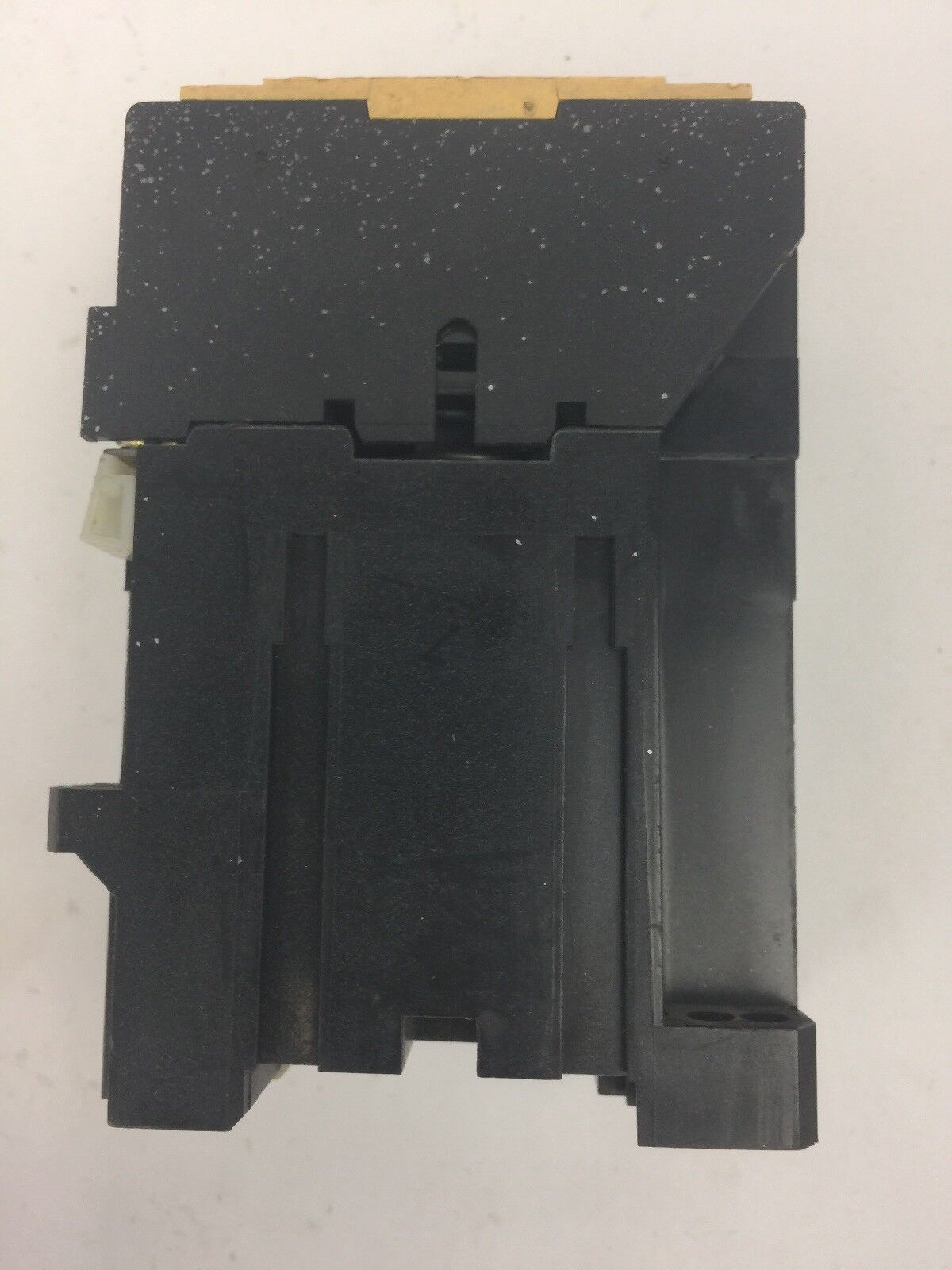 ALLEN BRADLEY 100-A09NZ*3 CONTACTOR SER B 600VAC 9A NB174 COIL 24VDC