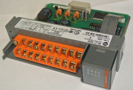 ALLEN-BRADLEY 1746-OX8 Ser. A- SLC500 OUTPUT MODULE  5-250VAC, 5-125VDC NO COVER