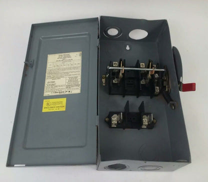 CUTLER HAMMER DG223NGB FUSIBLE SAFETY SWITCH 2P 100A 240V 15HP TYPE 1 ENCLOSURE