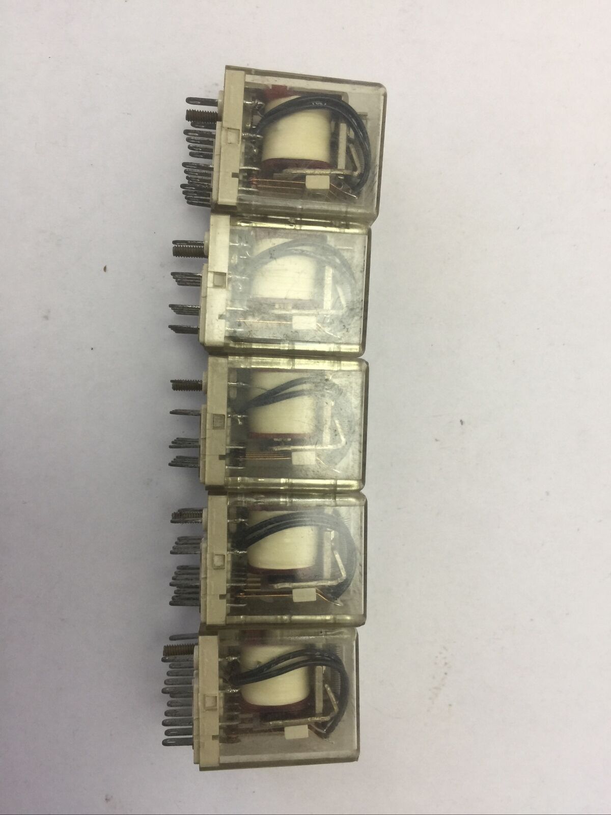 AMF POTTER & BRUMFIELD KHU17D11 RELAY 24VDC 1/10HP 3A 120VAC 3A 28VDC (LOT OF 5)