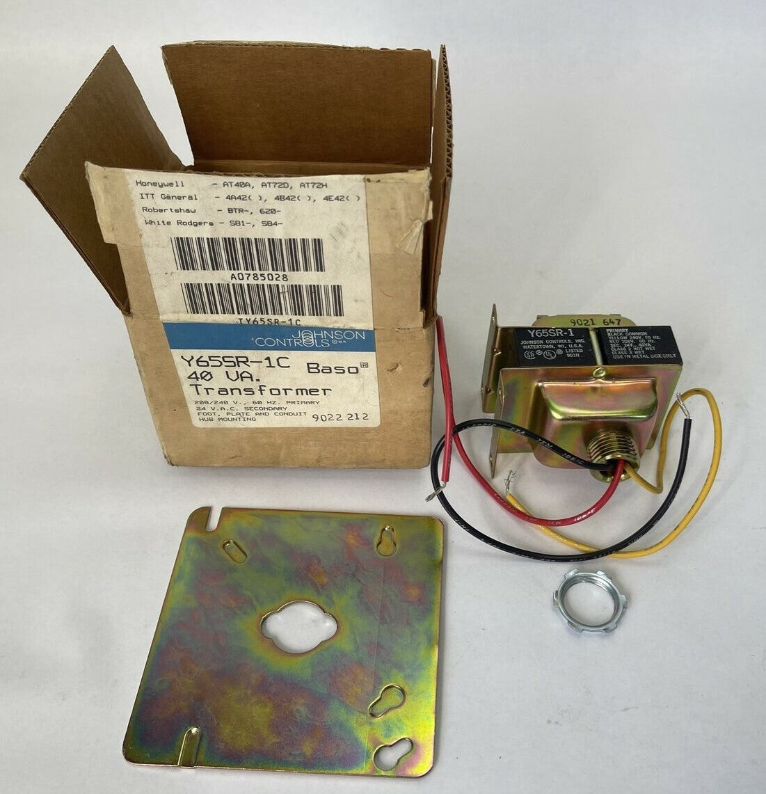 JOHNSON CONTROL Y65SR-1C BASO 40VA TRANSFORMER PRI. 208/240V 60HZ SEC. 24VAC