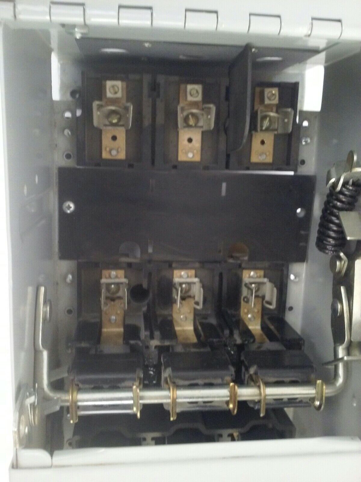 SIEMENS V7E3611R SER.A TWIN FUSIBLE VACU BREAK PANELBOARD SWITCH 600V 30A 20HP