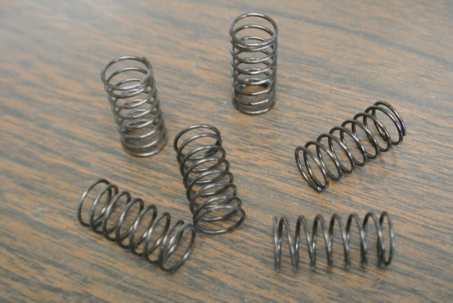 BOX of 6 / ALLEN-BRADLEY B11528 / SPRINGS / NEW SURPLUS
