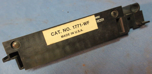 ALLEN-BRADLEY 1771-WF FIELD WIRING ARM W/18 SCREW TERMINATION