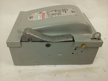 SIEMENS I-T-E NF351 H.D. ENCLOSED SWITCH, 30A, 3PH, 600V, TYPE 1 INDOOR, NEW