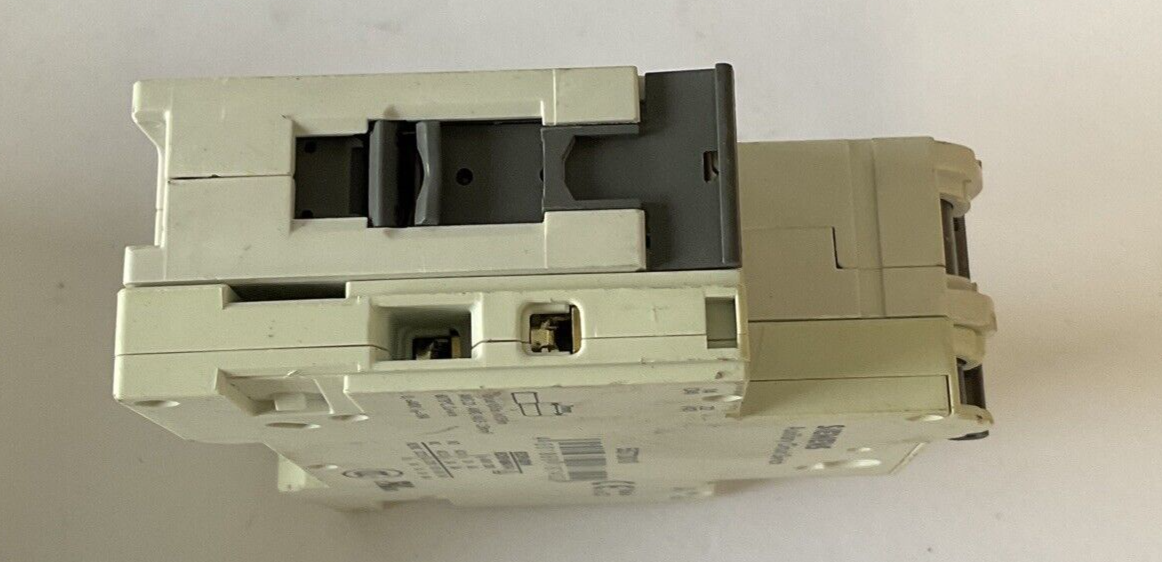 SIEMENS 5SY41 MCB C10 CIRCUIT BREAKER 230/400V W/5ST3010 CIRCUIT SWITCH *LOTOF2*