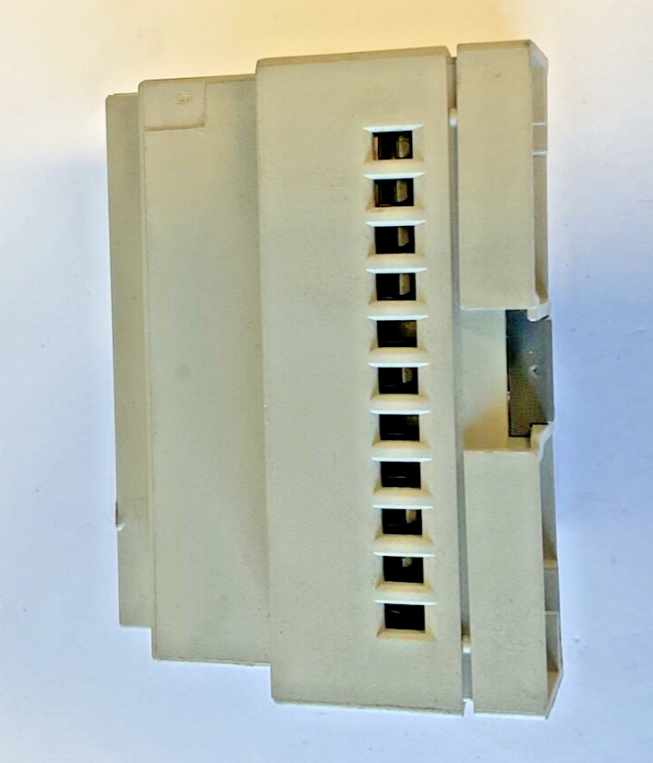 IDEC FL1E-H12RCE SMART RELAY 12/24VDC 10A