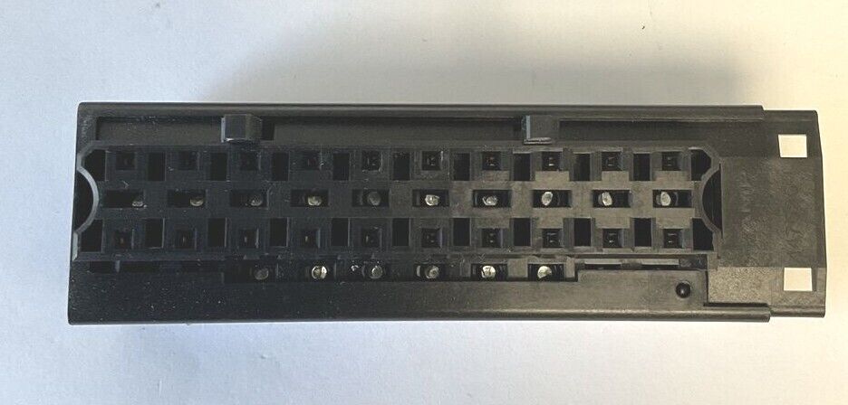 ALLEN BRADLEY 1756-TBNH TERMINAL PLUG AND COVER