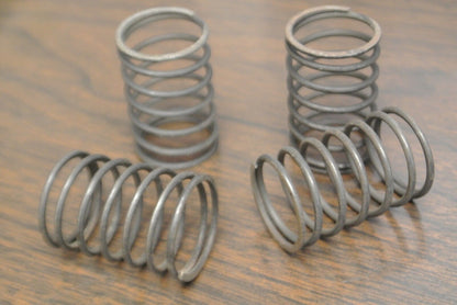 BAG of 4 / ALLEN-BRADLEY B-8658 CONTACT SPRINGS / for SIZE 3 / NEW SURPLUS