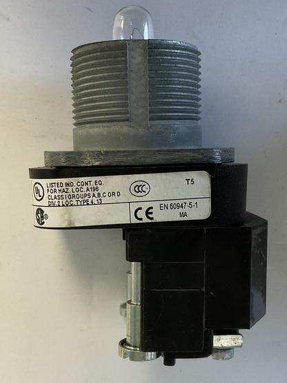 ALLEN BRADLEY 800T-P16 PILOT LIGHT SER.U 120V 50/60HZ MISSING COVER.